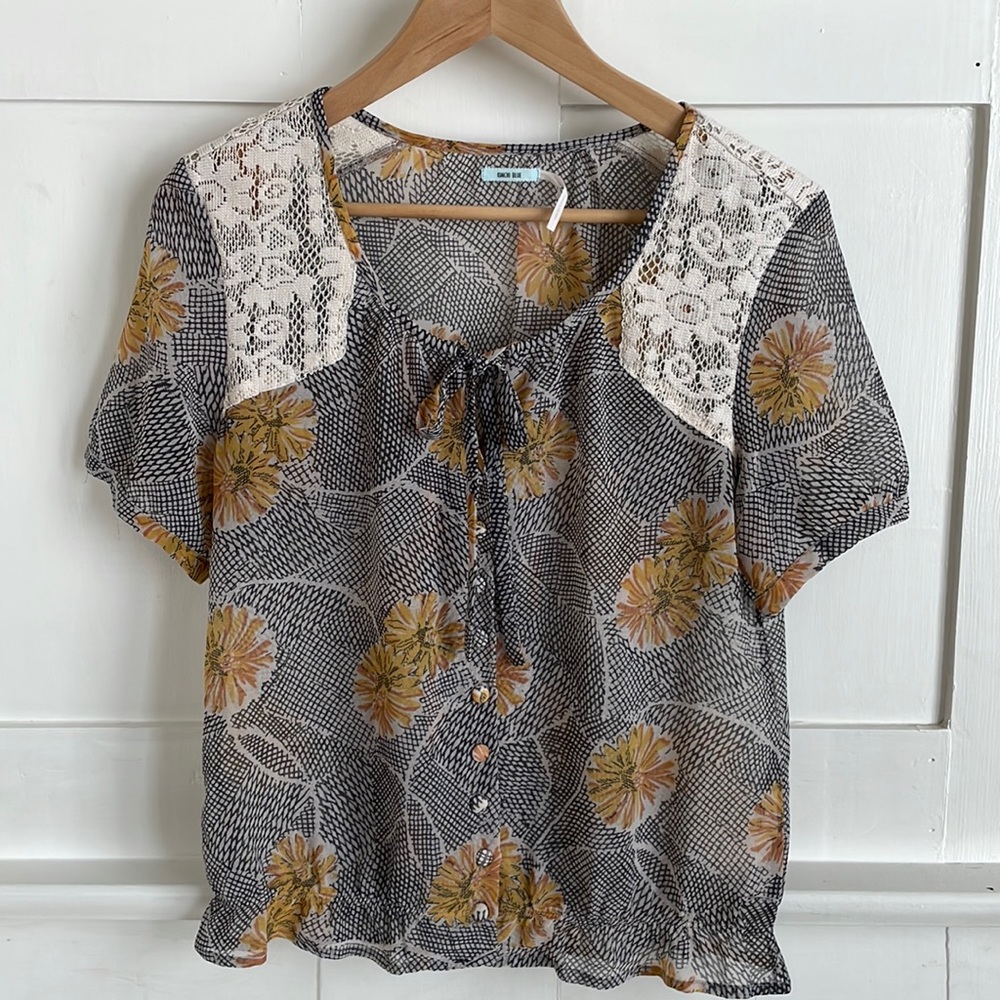 Kimchi Blue blouse